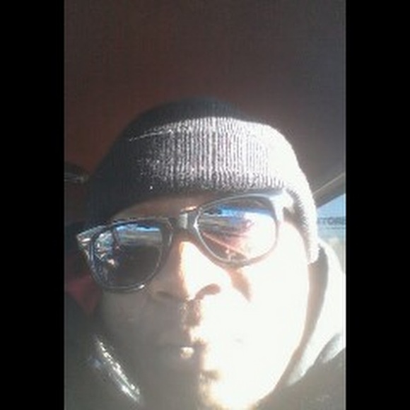 Meet your Posher, James - Picture 1 of 3